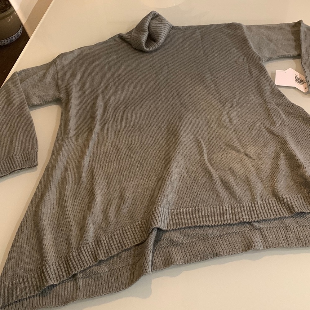 Sweater - size 1X